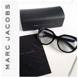 Marc by Marc Jacob's Black Sunglasses 🕶